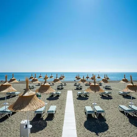 شقة Beachfront In La Carihuela توريمولينوس
