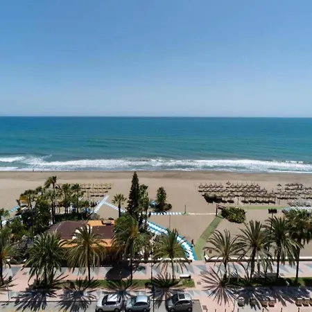 Beachfront In La Carihuela شقة توريمولينوس